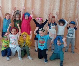 День театра